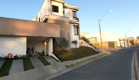 Terreno à venda com 3 quartos, sendo 1 suíte,  no condomínio Residencial Sun Lake, Votorantim - SP