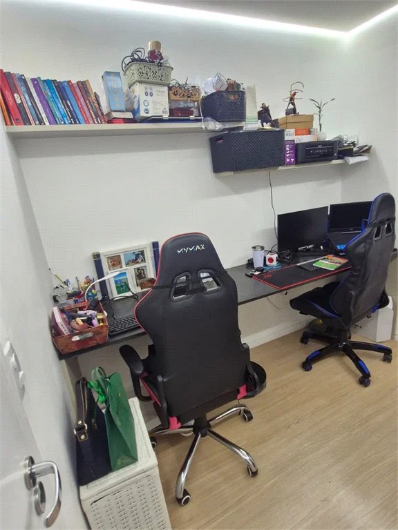 Apartamento à venda com 3 quartos, sendo 1 suíte,  em Parque Residencial da Lapa, São Paulo, SP