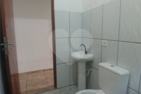 Casa à venda com 2 quartos em Jardim das Palmeiras, Atibaia, SP
