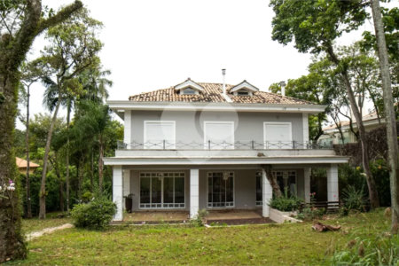 Casa à venda ou para alugar com 4 suítes no condomínio Chácara Flora, São Paulo - SP