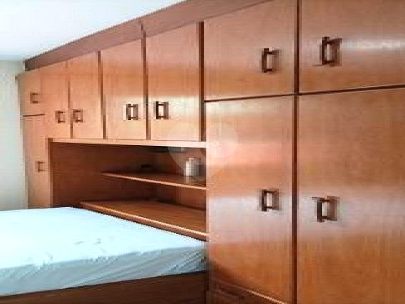 Casa à venda com 3 quartos, sendo 1 suíte, em Jardim Alvorada (zona Oeste), São Paulo, SP