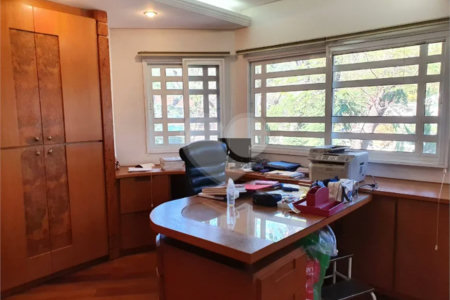 Casa à venda ou para alugar com 5 suítes no condomínio Residencial Morumbi Q.1, São Paulo - SP