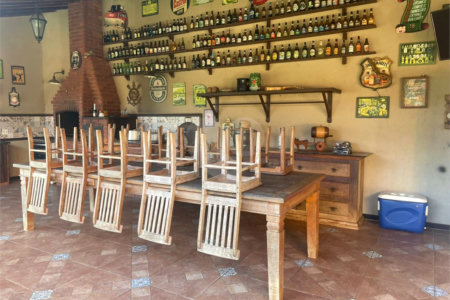 Chácara à venda com 3 suítes em Estância Conceição, Itapetininga, SP
