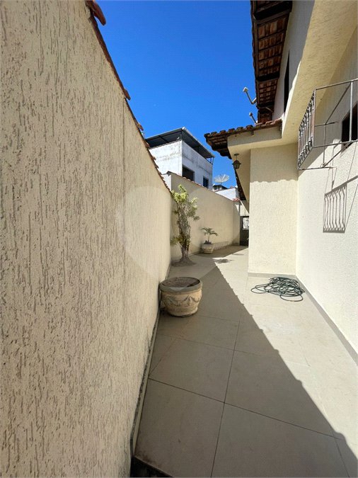 Casa Térrea à venda com 5 quartos, sendo 2 suítes, em Campo Grande, Rio de Janeiro, RJ