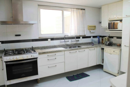 Casa Térrea à venda ou para alugar com 3 suítes em Brooklin Velho, São Paulo, SP
