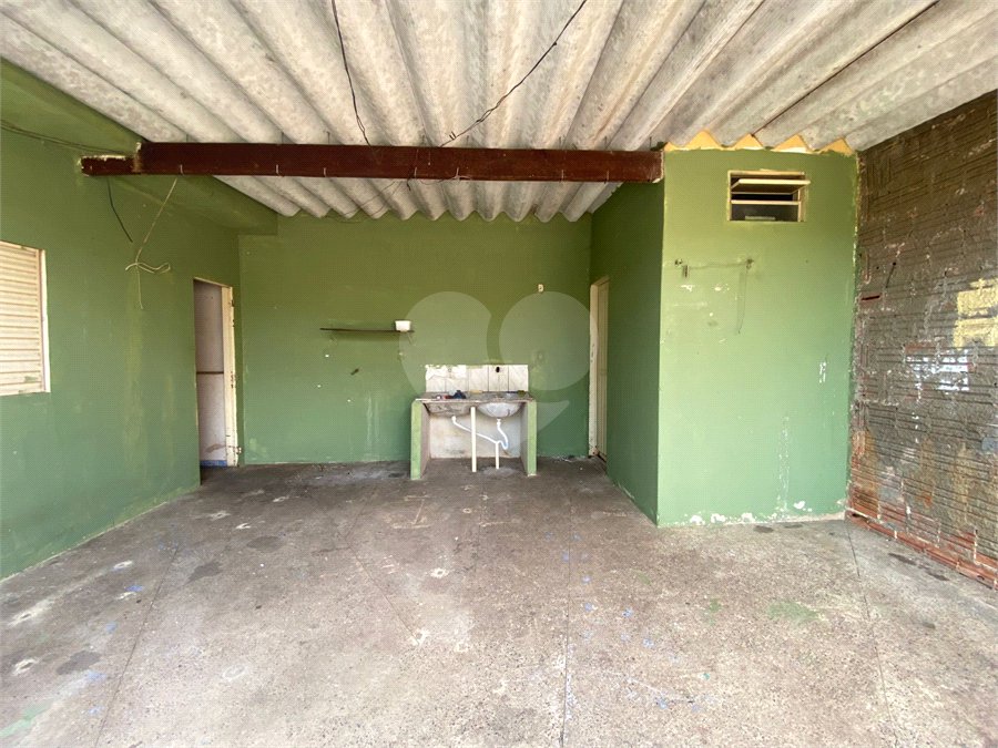 Casa à venda com 2 quartos em Loteamento Municipal São Carlos 3, São Carlos, SP