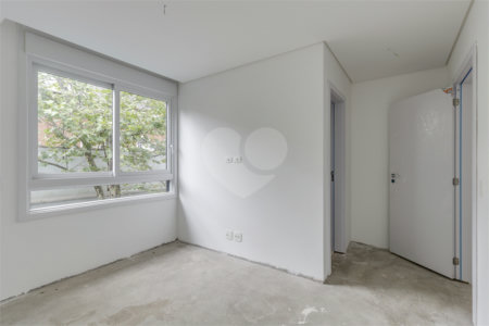 Casa à venda com 4 suítes no condomínio Venezia, São Paulo - SP