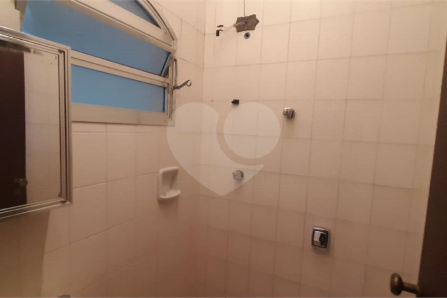 Sobrado à venda com 4 quartos, sendo 2 suítes, em Jardim França, São Paulo, SP