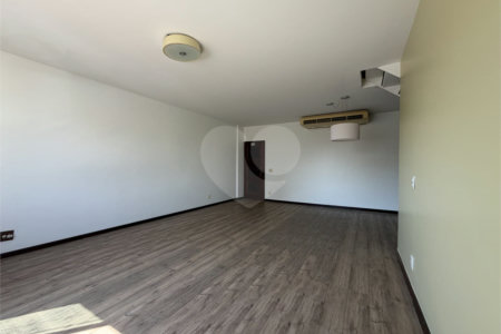 Cobertura à venda com 4 quartos, sendo 1 suíte, em Tijuca, Rio de Janeiro, RJ