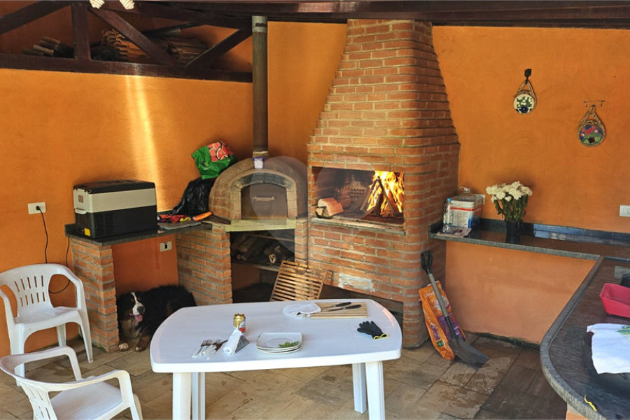 Casa à venda com 4 quartos, sendo 3 suítes, no condomínio Residncial Euroville, Carapicuíba - SP