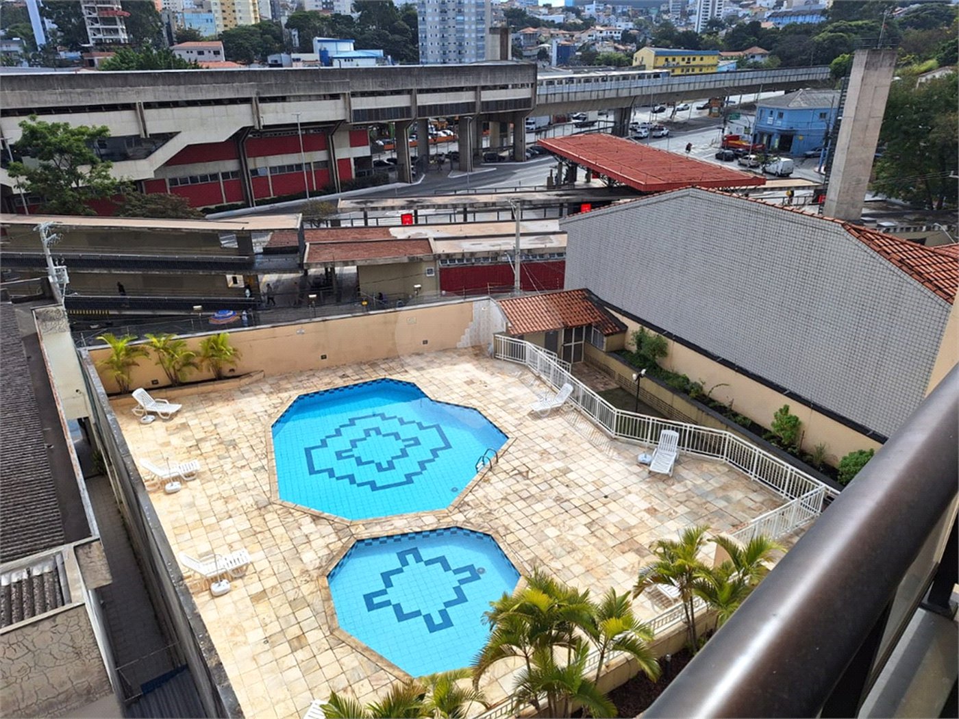 Apartamento à venda com 3 quartos, sendo 1 suíte, em Parada Inglesa, São Paulo, SP