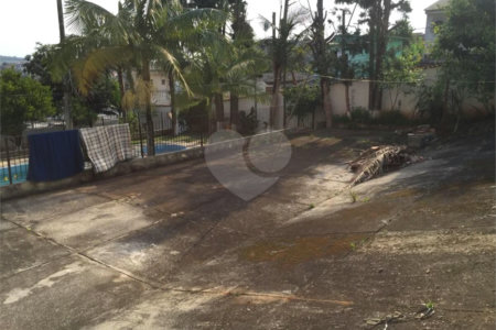 Casa à venda com 4 quartos, sendo 2 suítes,  em Vila Oliveira, Mogi das Cruzes, SP