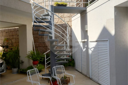 Casa à venda com 3 suítes no condomínio Estância Marambaia, Vinhedo - SP