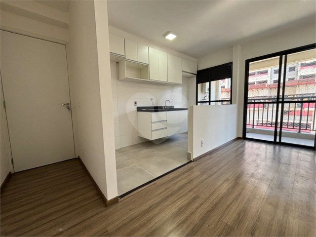 Apartamento para alugar com 2 quartos, sendo 1 suíte,  em Parada Inglesa, São Paulo, SP