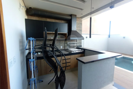 Casa à venda com 3 quartos, sendo 1 suíte, no condomínio Lago dos Ipês, Itapetininga - SP