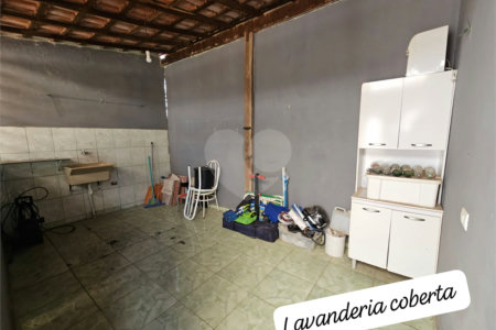 Casa à venda com 2 quartos em Jardim Vitória, Mairinque, SP