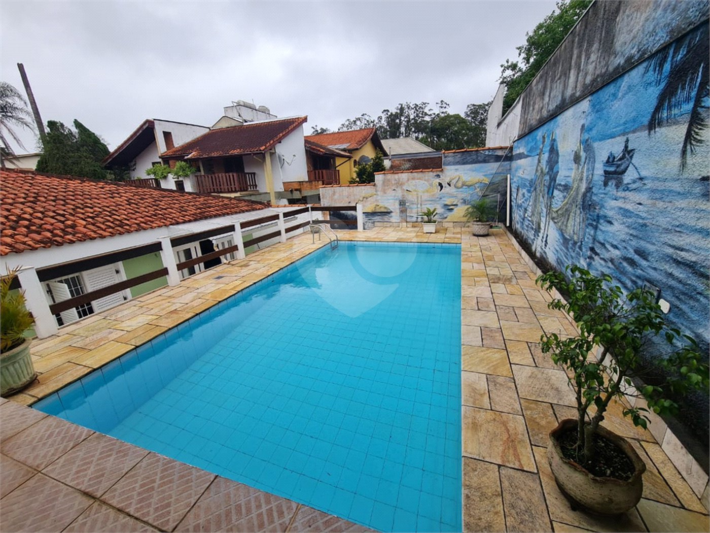 Casa Térrea à venda com 4 quartos, sendo 1 suíte, em Interlagos, São Paulo, SP