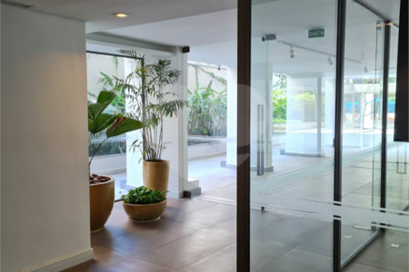 Apartamento à venda com 3 suítes em Cerqueira César, São Paulo, SP