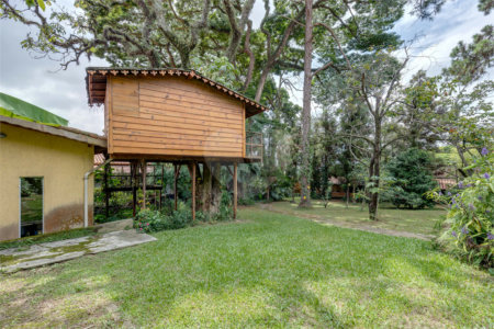 Casa Térrea à venda ou para alugar com 5 quartos, sendo 2 suítes,  em Jardim Prudência, São Paulo, SP