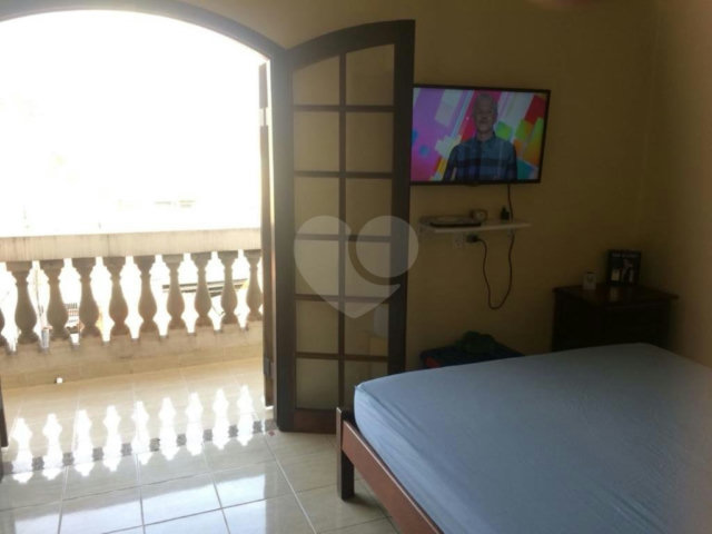 Sobrado à venda com 3 quartos, sendo 1 suíte,  em Vila Guilherme, São Paulo, SP