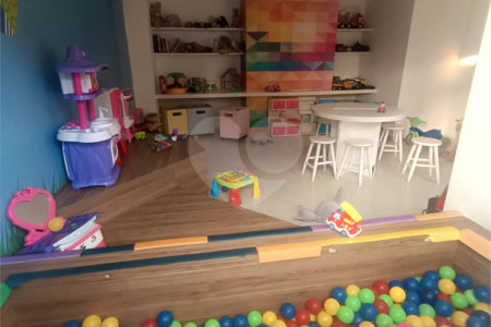 Apartamento à venda com 2 quartos, sendo 1 suíte,  em Parque Vitória, São Paulo, SP