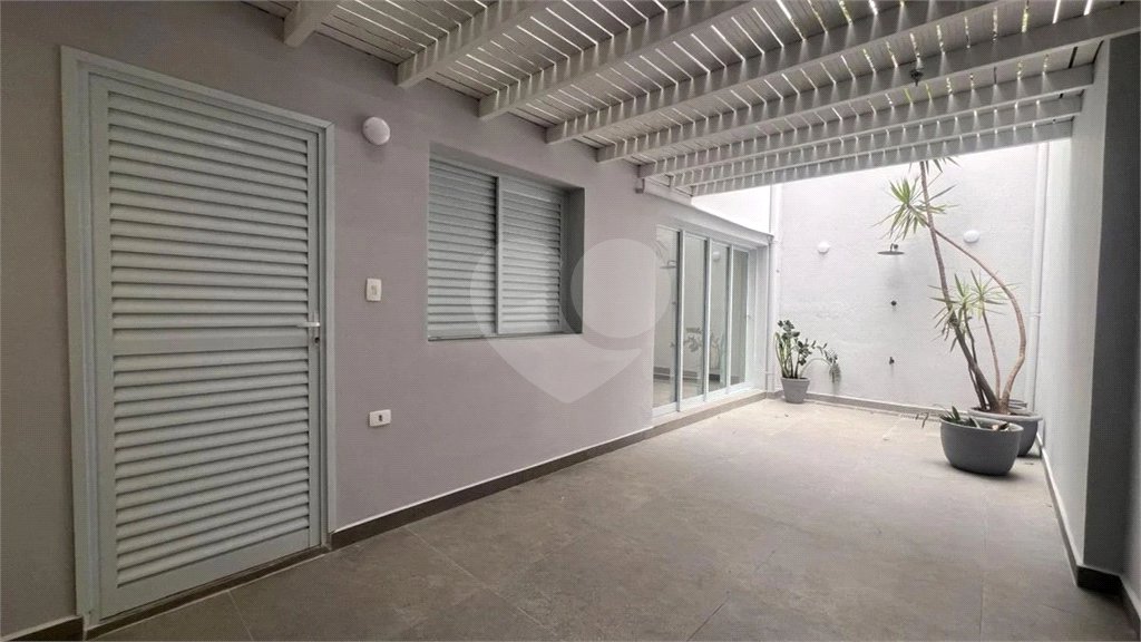 Casa à venda com 3 quartos, sendo 1 suíte,  em Vila Pompéia, São Paulo, SP
