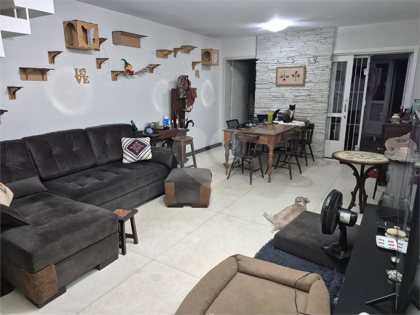 Sobrado à venda com 3 quartos, sendo 1 suíte, em Indianópolis, São Paulo, SP