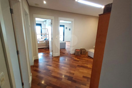 Apartamento à venda com 4 suítes em Santo Amaro, São Paulo, SP