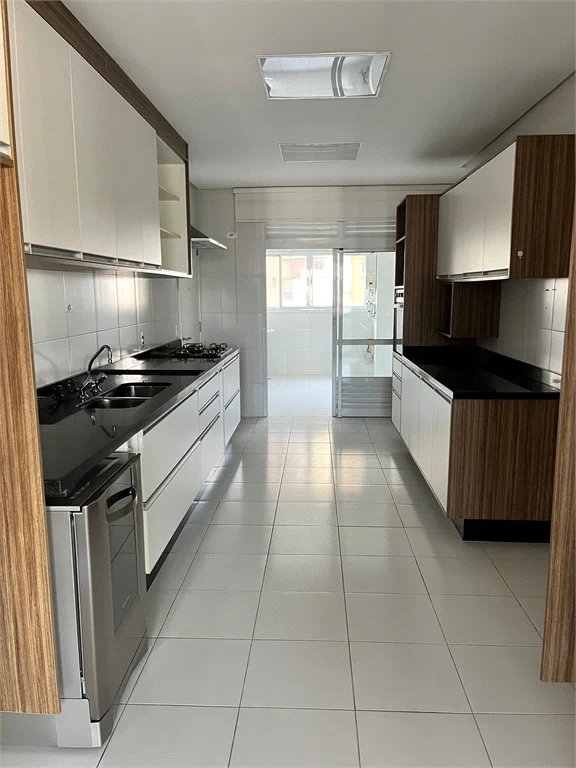 Apartamento à venda com 3 suítes em Vila Andrade, São Paulo, SP