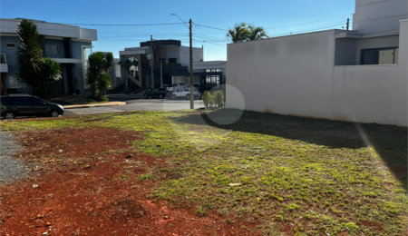 Terreno à venda em Vila Popular, Itapetininga, SP