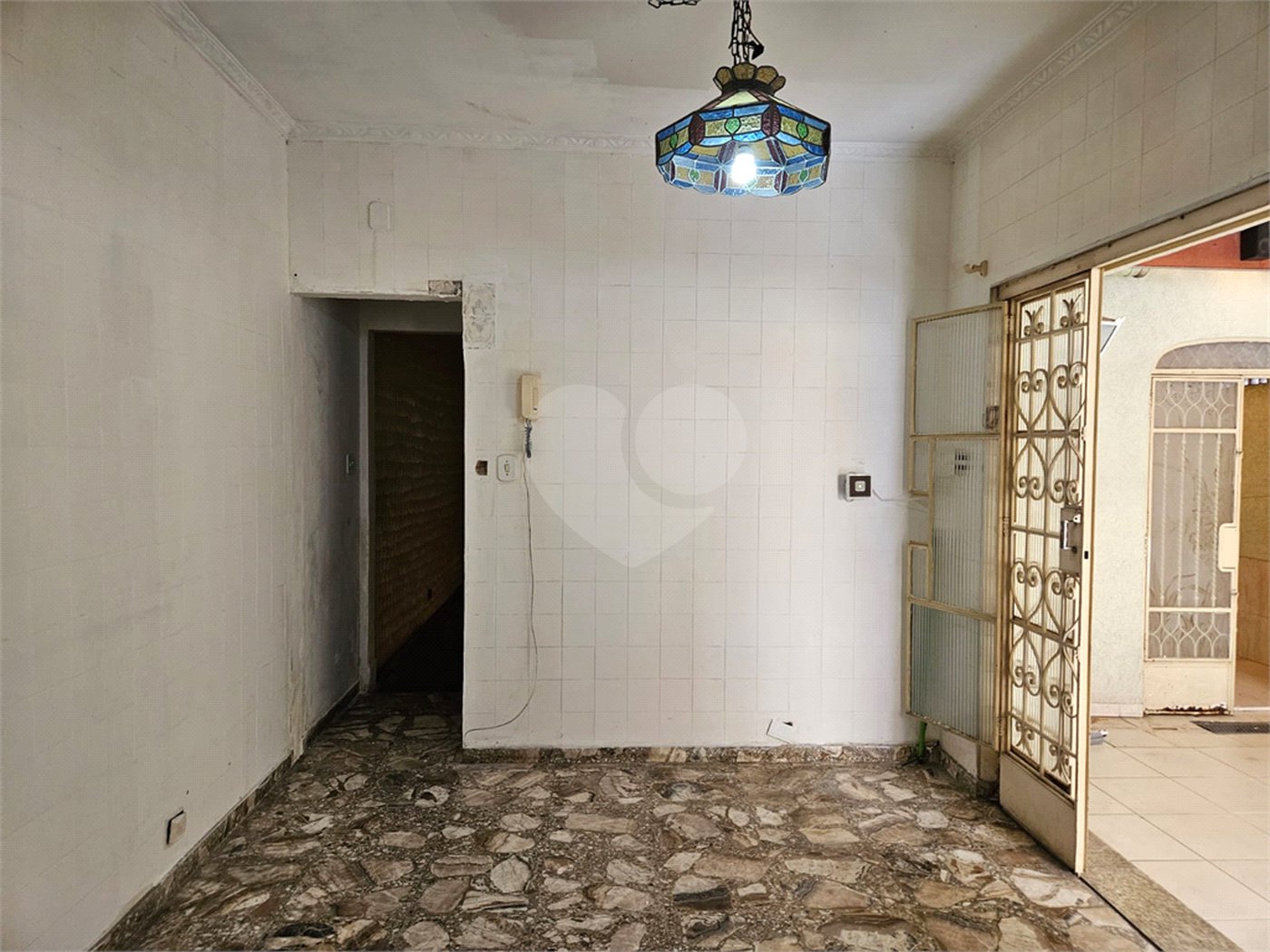 Casa à venda com 3 quartos, sendo 1 suíte,  em Água Branca, São Paulo, SP