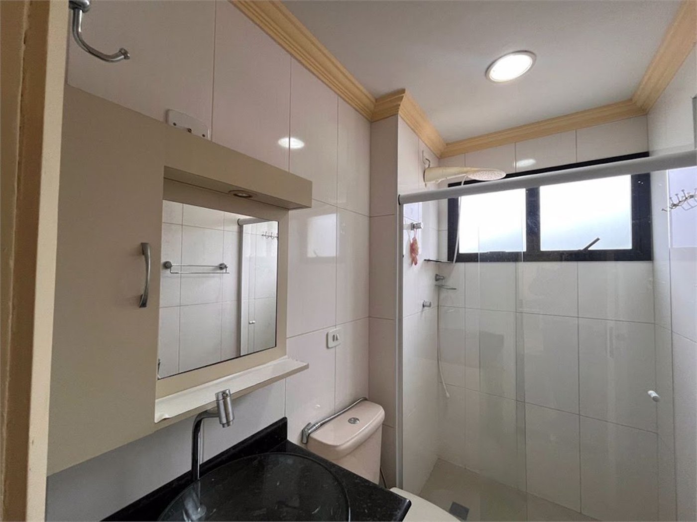 Apartamento com 2 dormitórios à venda, 65 m² por R$ 424.000,00 - Vila Júlia - Guarujá/SP