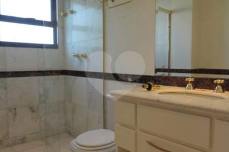 Apartamento à venda com 3 suítes em Jardim Marajoara, São Paulo, SP