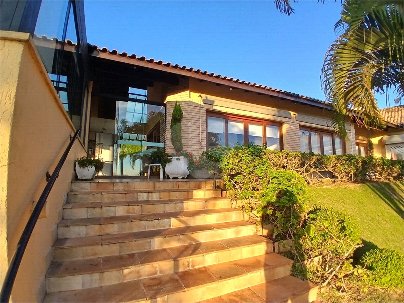 Casa Térrea à venda com 5 suítes em Bairro do Cambará, São Roque, SP
