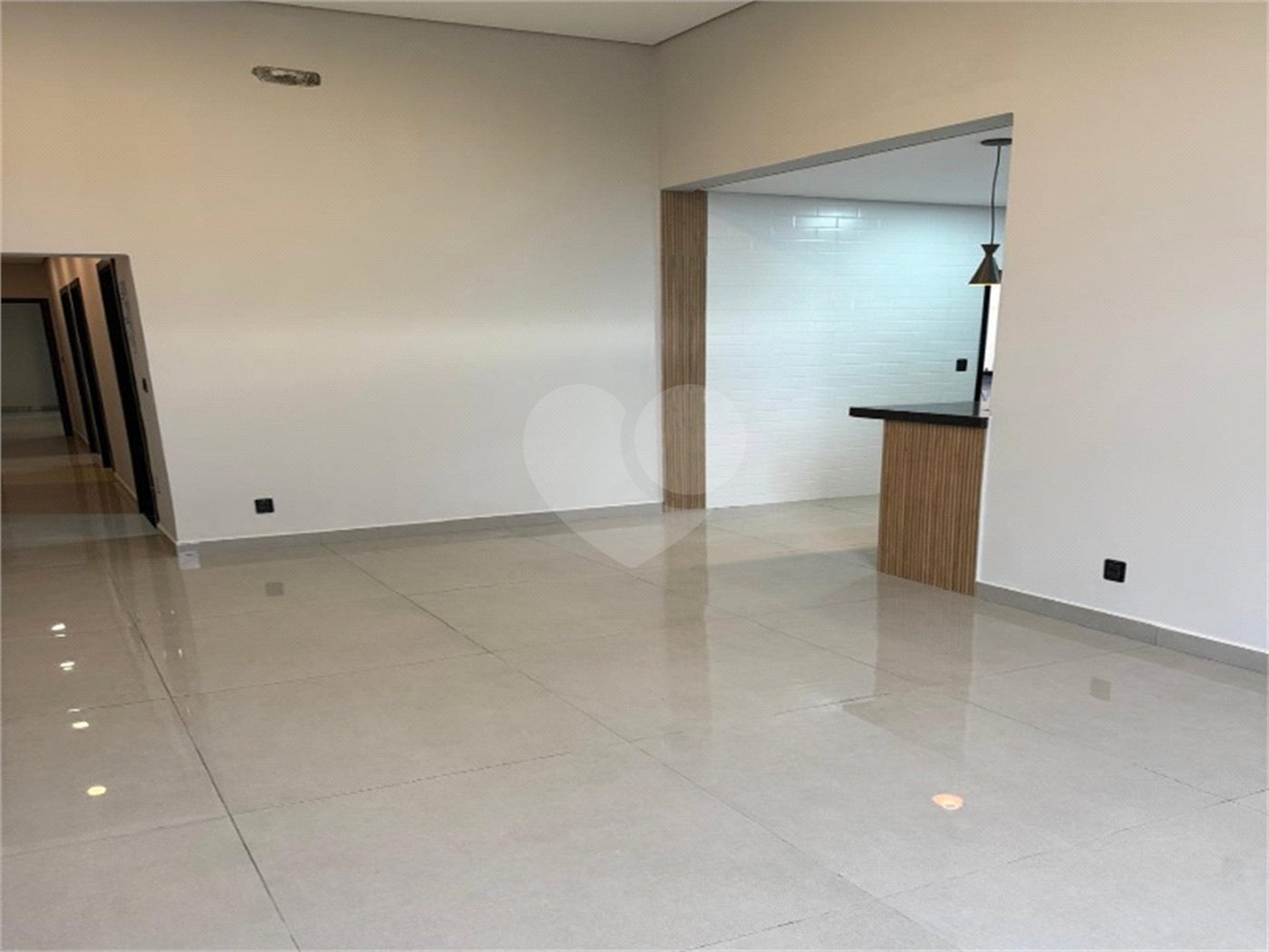 Casa à venda com 3 quartos, sendo 1 suíte, no condomínio Jardim Residencial Villagio Ipanema I, Sorocaba - SP