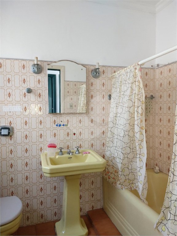 Sobrado à venda com 4 quartos em Sumaré, São Paulo, SP