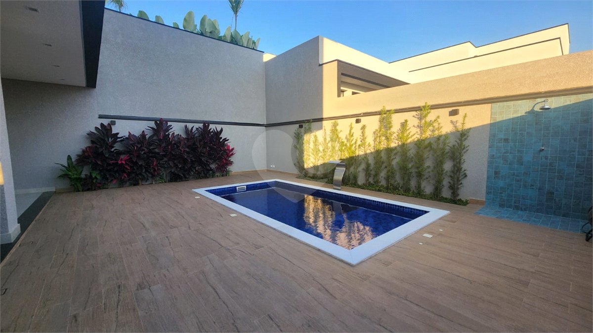 Casa à venda com 3 suítes no condomínio Sun Lake, Sorocaba - SP