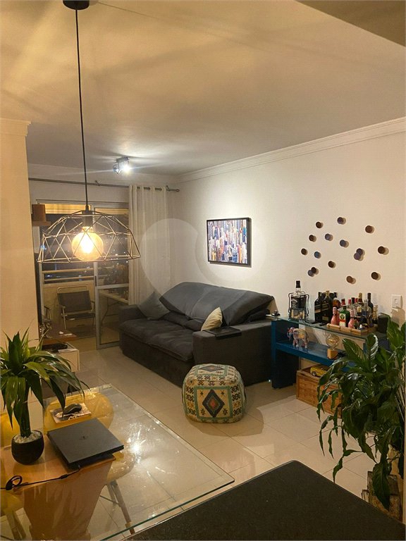 Apartamento à venda com 3 quartos, sendo 1 suíte, em Barra Funda, São Paulo, SP