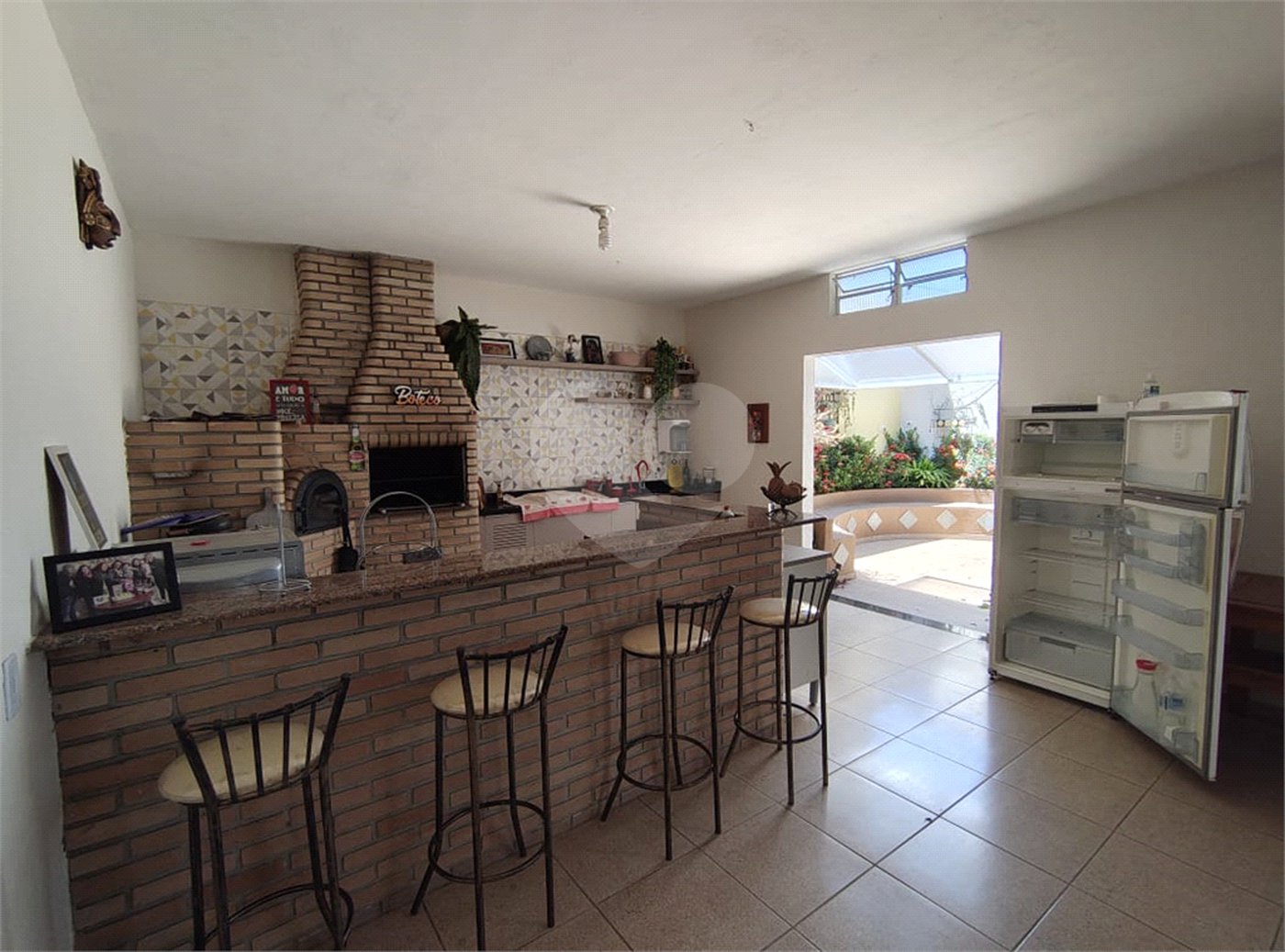 Casa à venda com 2 quartos, sendo 1 suíte, em Vila Santa Terezinha, Várzea Paulista, SP