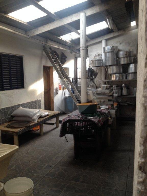 Galpão à venda com 3 quartos em Vila Mazzei, São Paulo, SP