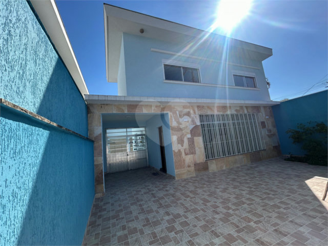 Casa à venda com 3 quartos, sendo 1 suíte,  em Vila Cruzeiro, São Paulo, SP