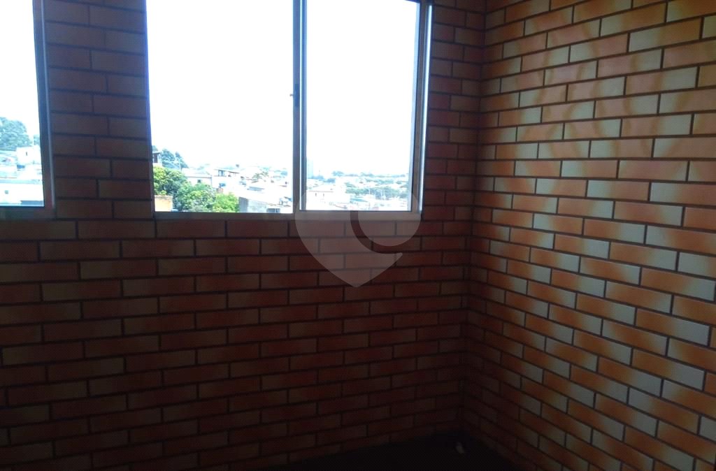 Casa à venda com 4 quartos, sendo 2 suítes, em Jardim Vila Galvão, Guarulhos, SP