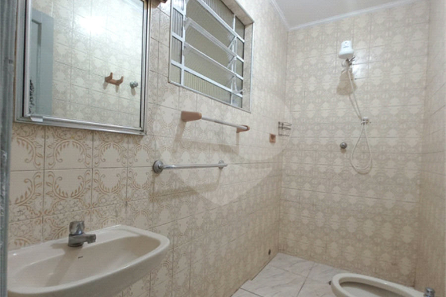 Casa Térrea à venda com 2 quartos em Vila Gustavo, São Paulo, SP