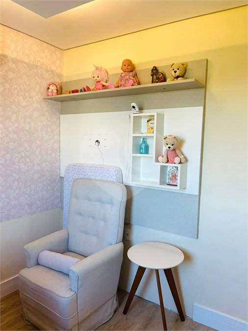 Apartamento à venda com 3 quartos, sendo 1 suíte,  em Vila Suissa, Mogi das Cruzes, SP