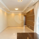 Apartamento de 84m² na Vila Lusitânia, em São Bernardo do Campo, com 3 dormitórios, suíte com varanda, 2 vagas cobertas, depósito privativo e lazer completo.