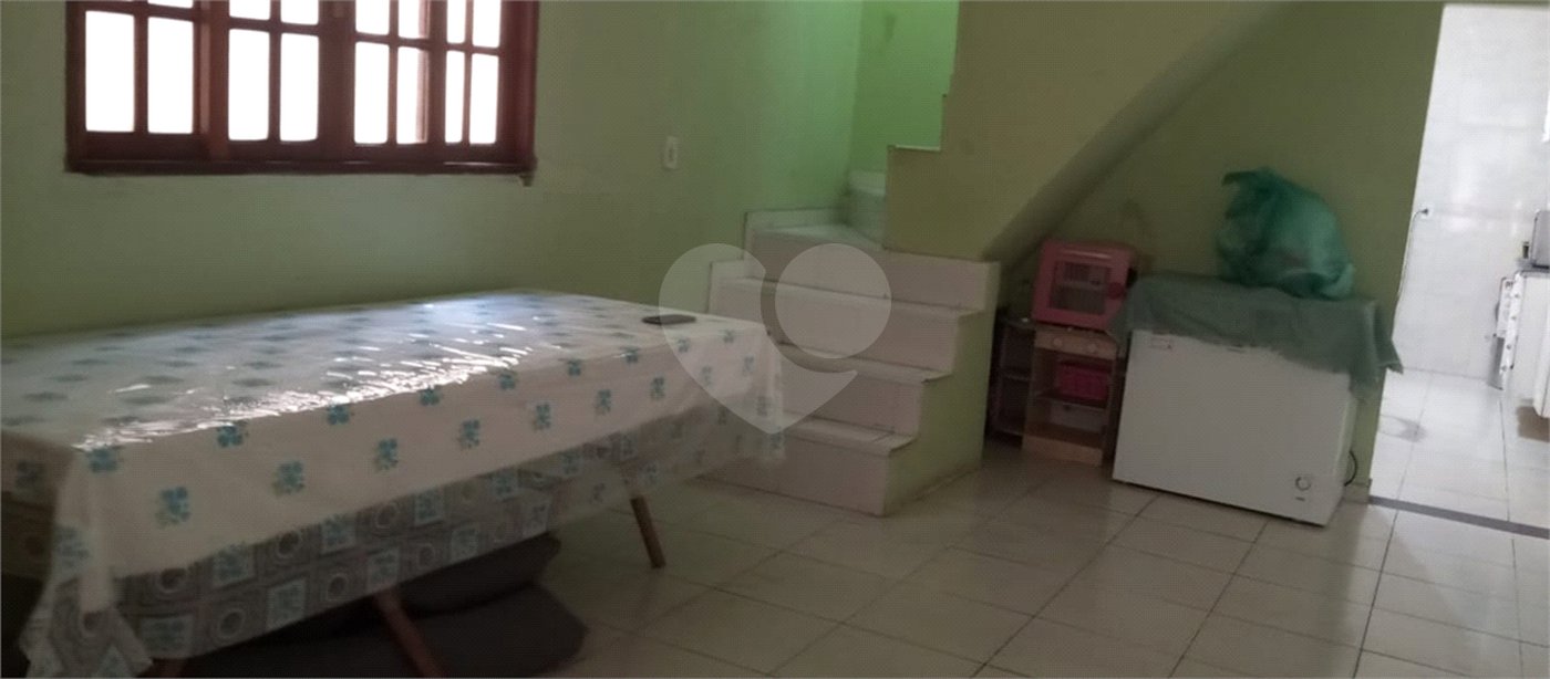 Casa à venda com 3 quartos, sendo 1 suíte,  em Jardim Valéria, Guarulhos, SP