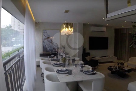 Apartamento à venda com 3 suítes em Jardim Aurélia, São Paulo, SP