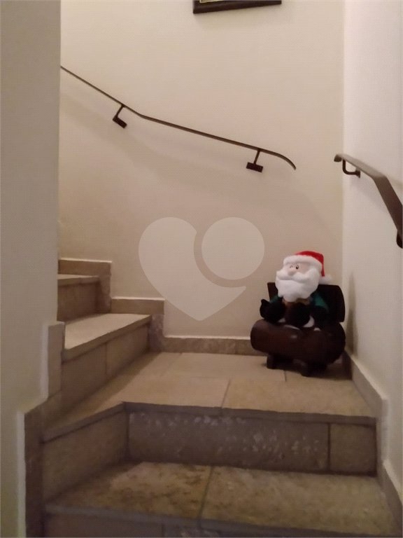 Sobrado à venda com 3 quartos em Vila Cordeiro, São Paulo, SP