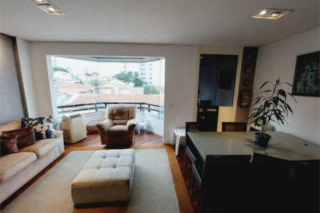 Apartamento à venda com 3 quartos, sendo 1 suíte,  em Alto da Lapa, São Paulo, SP