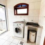 Casa à venda com 4 quartos, sendo 2 suítes,  no condomínio Villaggio Capriccio, Louveira - SP
